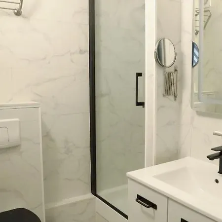 Champs Elysees & Arc De Triomphe - Cityapartmentstay * Paris