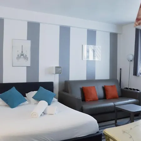 Champs Elysees & Arc De Triomphe - Cityapartmentstay * Paris