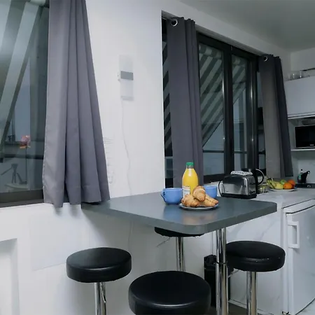 Apartment Champs Elysees & Arc De Triomphe - Cityapartmentstay *